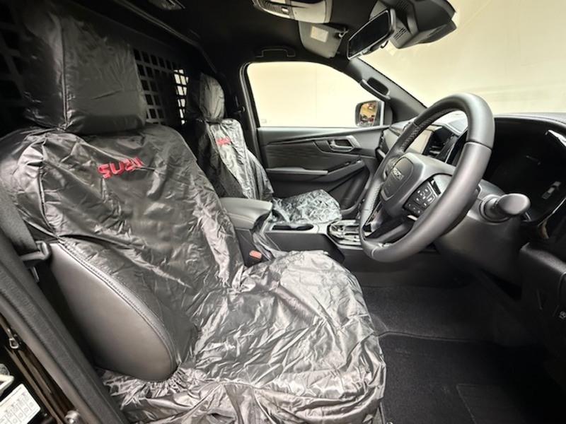 Isuzu  Pickup 1.9 Automatic Diesel