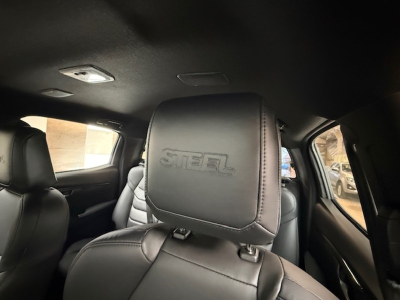 Isuzu  Pickup 1.9 Automatic Diesel