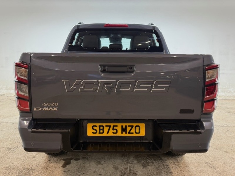 Isuzu  Pickup 1.9 Automatic Diesel