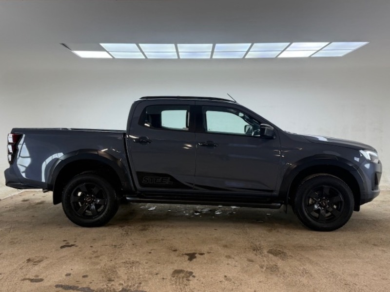 Isuzu  Pickup 1.9 Automatic Diesel