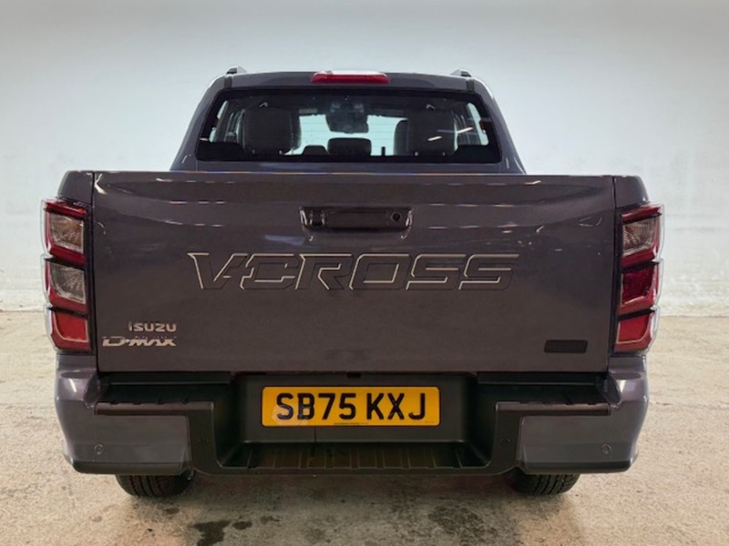 Isuzu  Pickup 1.9 Automatic Diesel