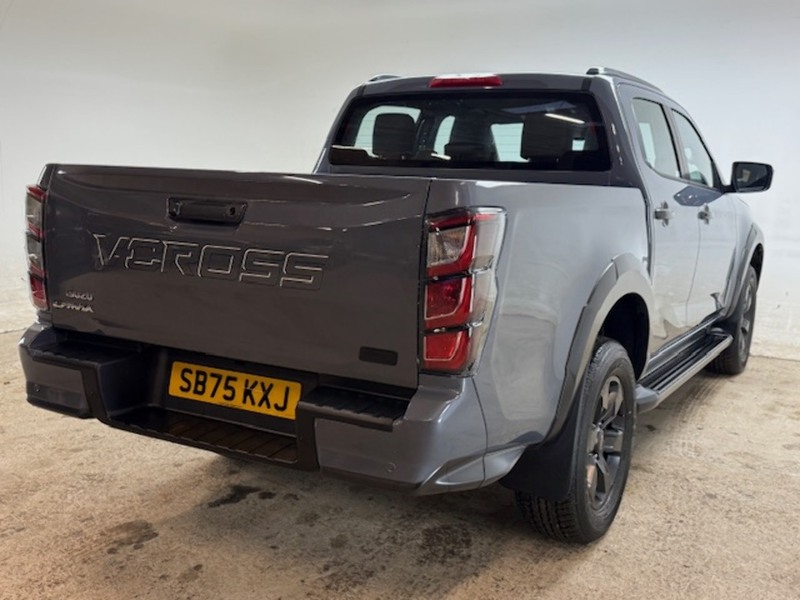 Isuzu  Pickup 1.9 Automatic Diesel