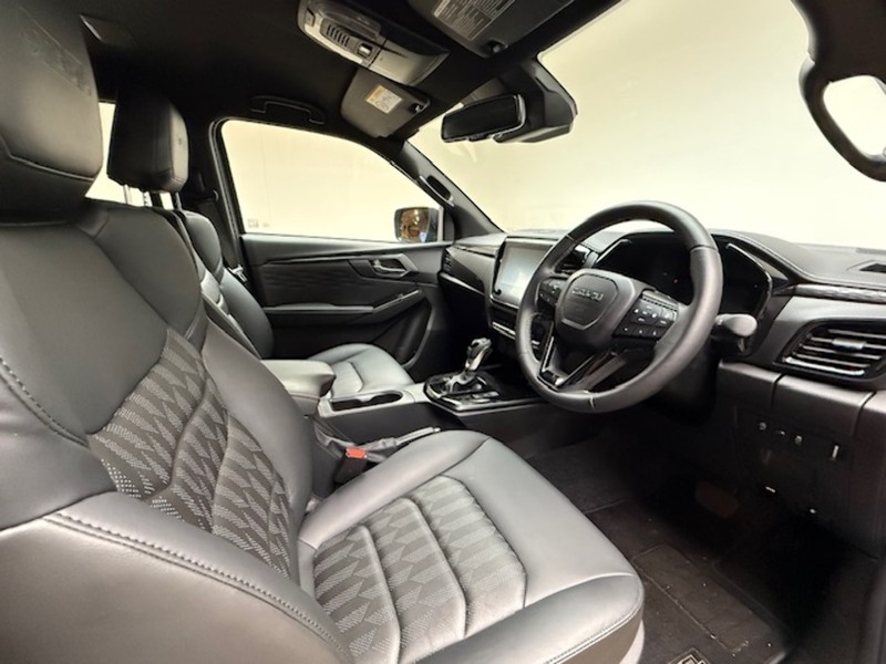 Isuzu  Pickup 1.9 Automatic Diesel