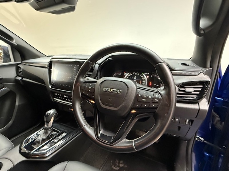 Isuzu 1.9 TD V-Cross Pickup Double Cab 4dr Diesel Auto 4WD Euro 6 (s/s) (164 ps)