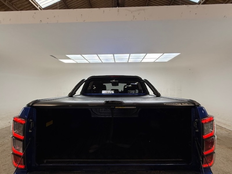 Isuzu 1.9 TD V-Cross Pickup Double Cab 4dr Diesel Auto 4WD Euro 6 (s/s) (164 ps)