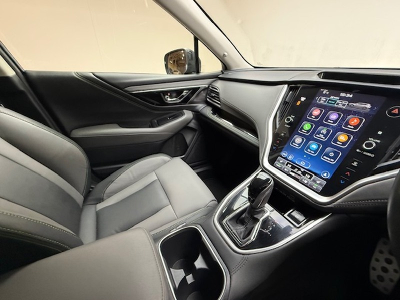 Subaru 2.5i Field Estate 5dr Petrol Lineartronic 4WD Euro 6 (s/s) (169 ps)