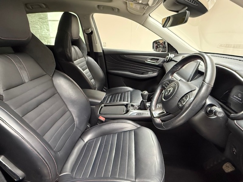 MG 1.5 T-GDI Exclusive SUV 5dr Petrol Manual Euro 6 (s/s) (162 ps)