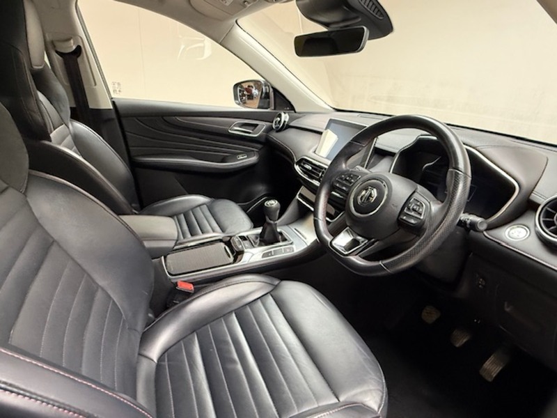 MG 1.5 T-GDI Exclusive SUV 5dr Petrol Manual Euro 6 (s/s) (162 ps)
