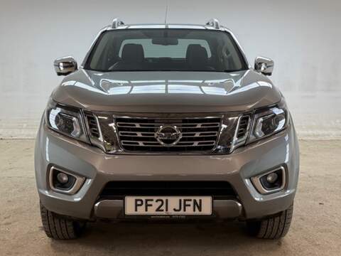 2.3 dCi Tekna Pickup Double Cab 4dr Diesel Auto 4WD Euro 6 (190 ps)