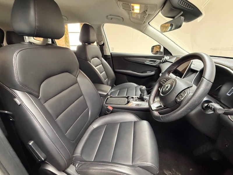 MG 1.5 T-GDI SE SUV 5dr Petrol Manual Euro 6 (s/s) (162 ps)