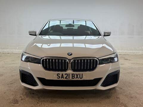 2.0 520d MHT M Sport Saloon 4dr Diesel Hybrid Steptronic xDrive Euro 6 (s/s) (190 ps)