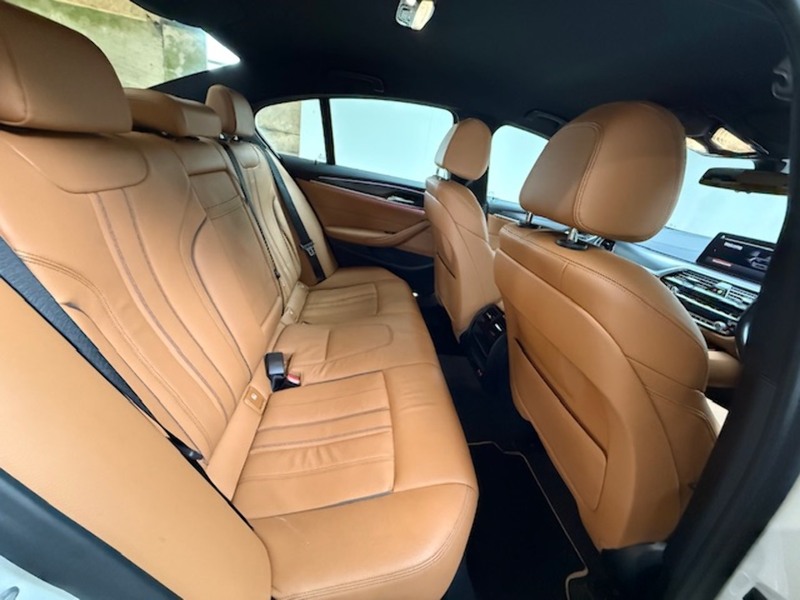 BMW 2.0 520d MHT M Sport Saloon 4dr Diesel Hybrid Steptronic xDrive Euro 6 (s/s) (190 ps)