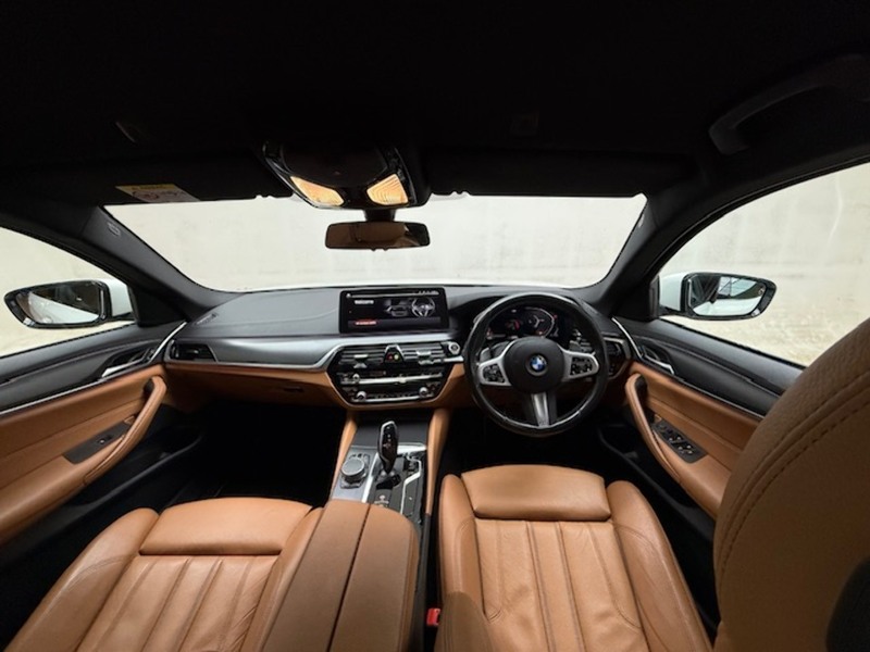 BMW 2.0 520d MHT M Sport Saloon 4dr Diesel Hybrid Steptronic xDrive Euro 6 (s/s) (190 ps)