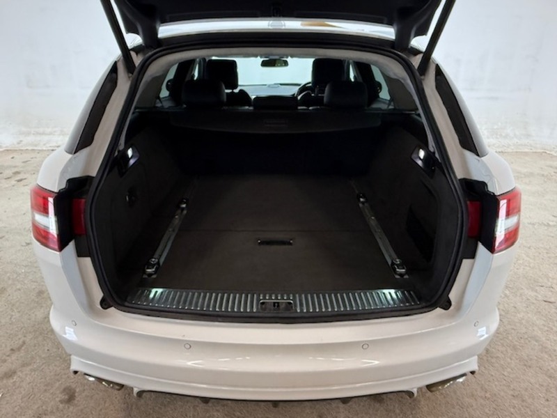 Jaguar 3.0d S V6 Portfolio Sportbrake 5dr Diesel Auto Euro 5 (s/s) (275 ps)