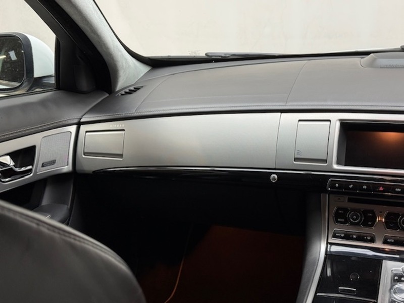 Jaguar 3.0d S V6 Portfolio Sportbrake 5dr Diesel Auto Euro 5 (s/s) (275 ps)