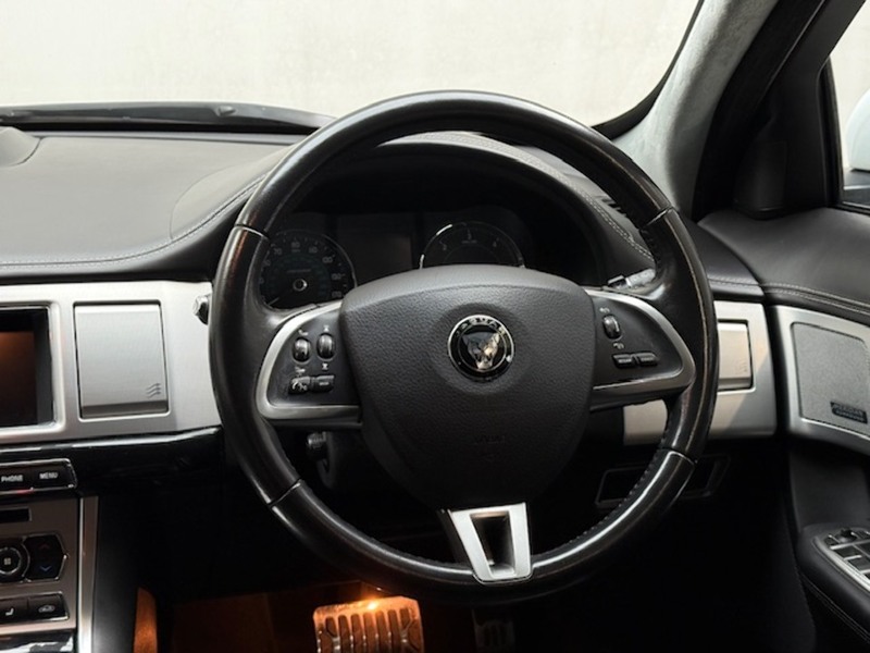 Jaguar 3.0d S V6 Portfolio Sportbrake 5dr Diesel Auto Euro 5 (s/s) (275 ps)