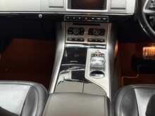 Jaguar XF d S V6 Portfolio 