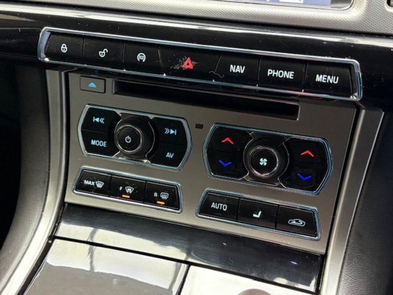 Jaguar 3.0d S V6 Portfolio Sportbrake 5dr Diesel Auto Euro 5 (s/s) (275 ps)