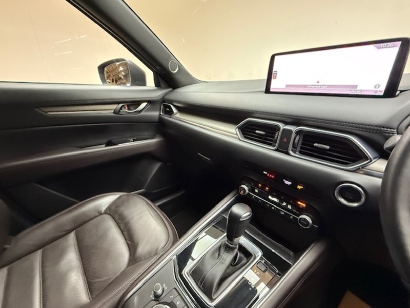 Mazda 2.2 SKYACTIV-D Takumi SUV 5dr Diesel Auto 4WD Euro 6 (s/s) (184 ps)