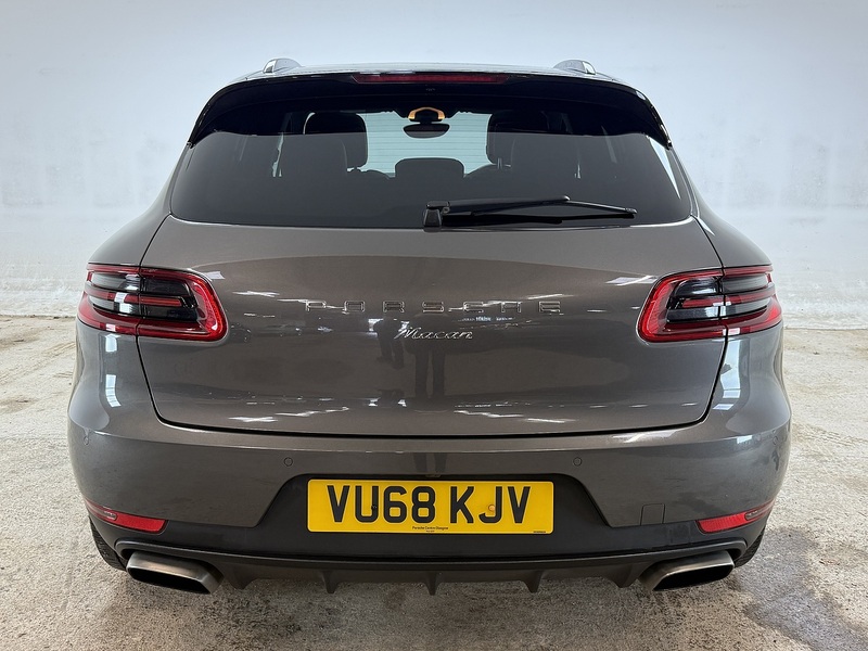 Porsche 2.0T SUV 5dr Petrol PDK 4WD Euro 6 (s/s) (252 ps)