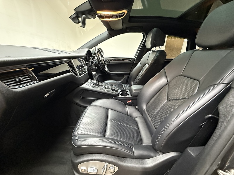 Porsche 2.0T SUV 5dr Petrol PDK 4WD Euro 6 (s/s) (252 ps)