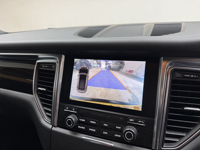 Porsche 2.0T SUV 5dr Petrol PDK 4WD Euro 6 (s/s) (252 ps)