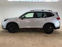 Subaru Forester i e-Boxer Sport 