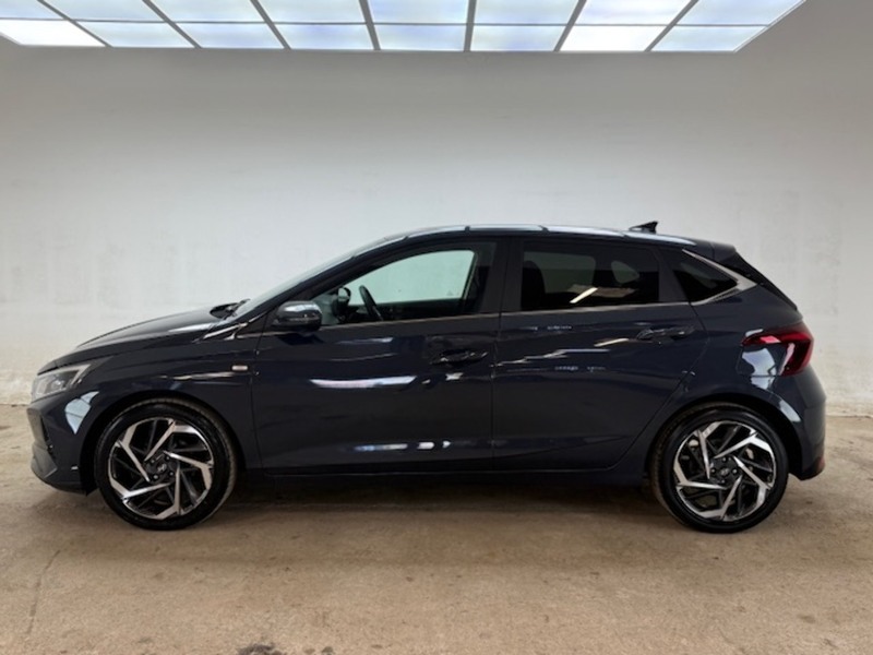 Hyundai 1.0 T-GDi MHEV Premium Hatchback 5dr Petrol Hybrid Manual Euro 6 (s/s) (100 ps)