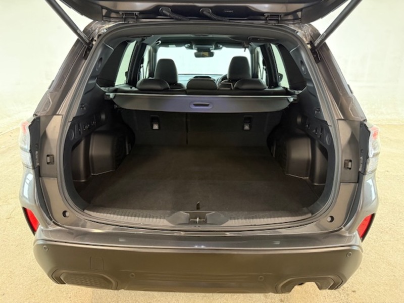 Subaru 2.0 i e-Boxer Field SUV 5dr Petrol Hybrid Lineartronic 4WD Euro 6 (s/s) (136 ps)
