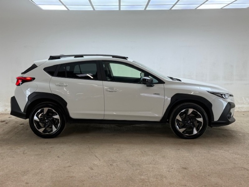 Subaru 2.0 i e-Boxer Touring SUV 5dr Petrol Hybrid Lineartronic 4WD Euro 6 (s/s) (136 ps)