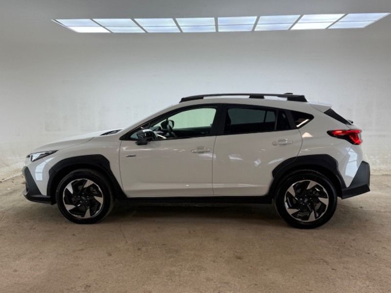 Subaru 2.0 i e-Boxer Touring SUV 5dr Petrol Hybrid Lineartronic 4WD Euro 6 (s/s) (136 ps)