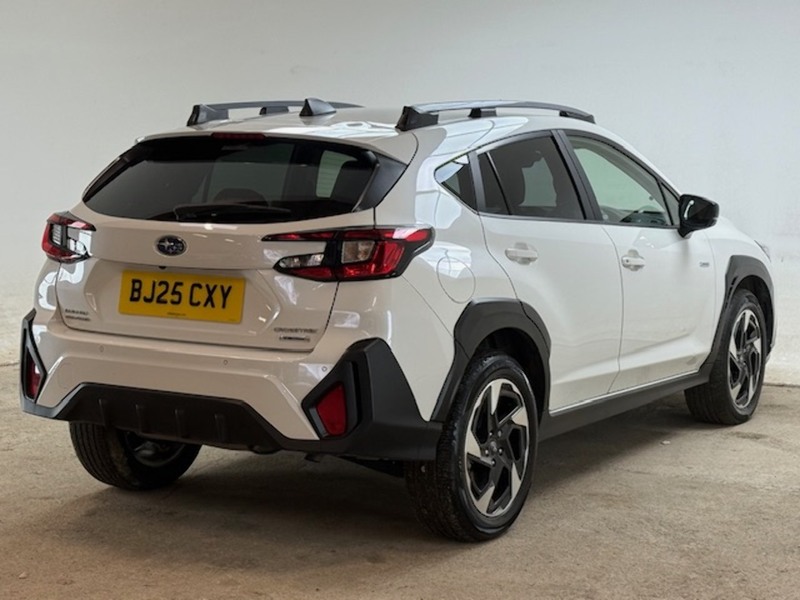 Subaru 2.0 i e-Boxer Touring SUV 5dr Petrol Hybrid Lineartronic 4WD Euro 6 (s/s) (136 ps)