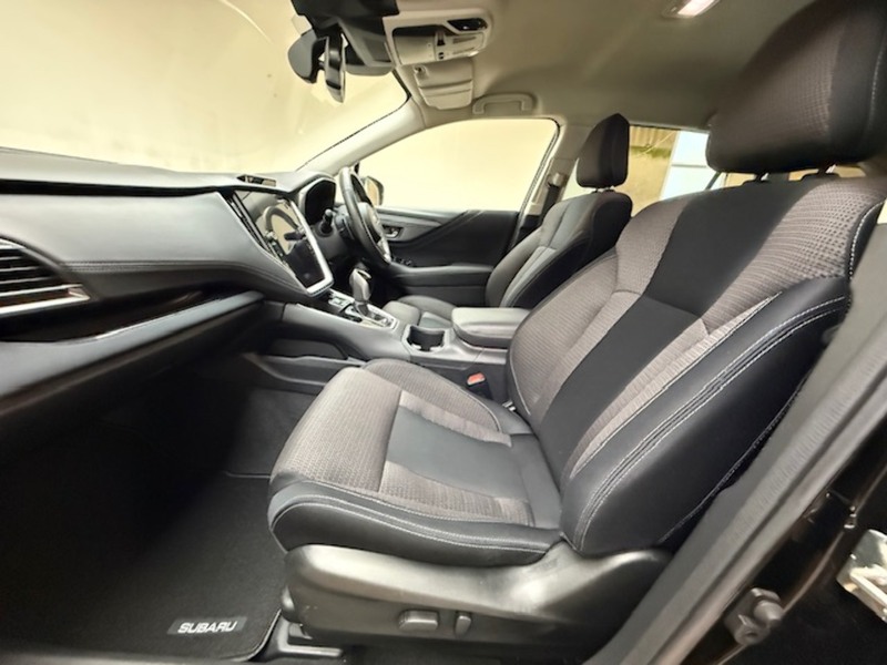 Subaru 2.5i Limited Estate 5dr Petrol Lineartronic 4WD Euro 6 (s/s) (169 ps)