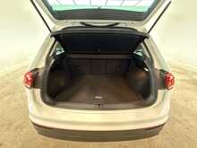 Volkswagen Tiguan TSI SE Navigation 