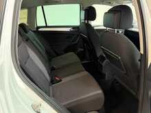 Volkswagen Tiguan TSI SE Navigation 