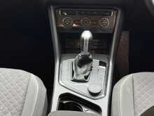 Volkswagen Tiguan TSI SE Navigation 