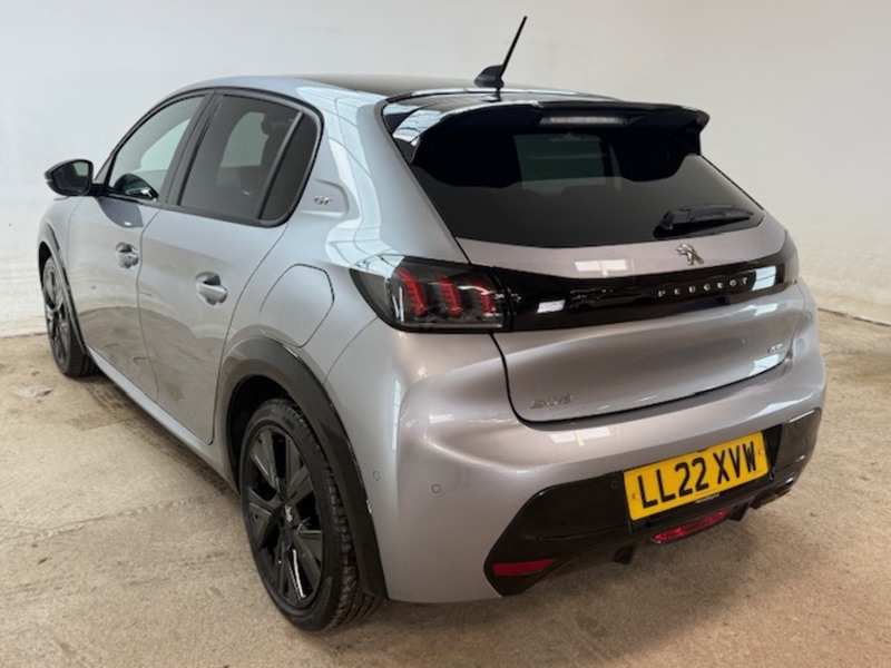 Peugeot 1.2 PureTech GT Hatchback 5dr Petrol EAT Euro 6 (s/s) (130 ps)