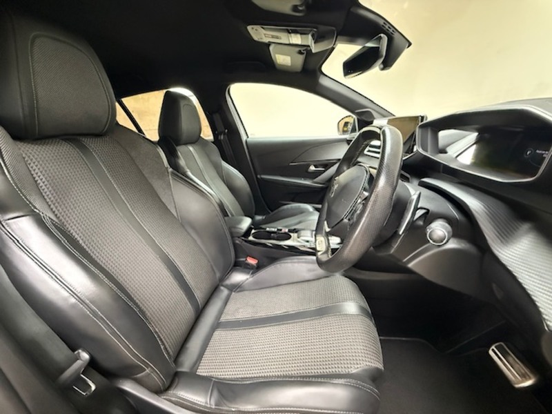 Peugeot 1.2 PureTech GT Hatchback 5dr Petrol EAT Euro 6 (s/s) (130 ps)