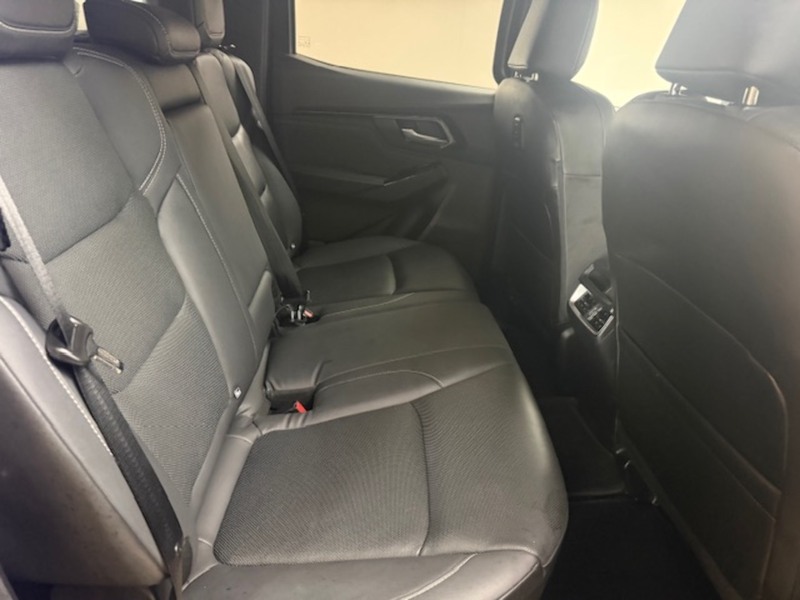 Isuzu 1.9 TD V-Cross Pickup Double Cab 4dr Diesel Auto 4WD Euro 6 (s/s) (164 ps)