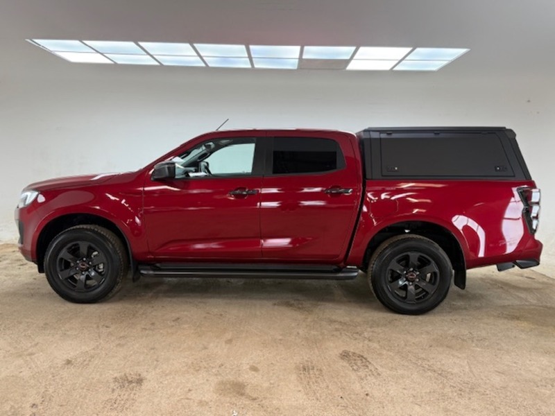 Isuzu 1.9 TD V-Cross Commercial Pickup 4dr Diesel Auto 4WD Euro 6 (s/s) (164 ps)