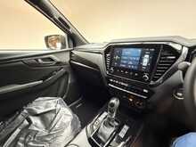 Isuzu D-Max TD V-Cross Commercial 