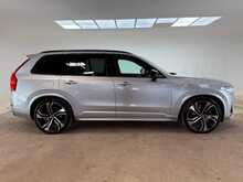Volvo XC90 B5 MHEV R-Design Pro 