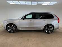 Volvo XC90 B5 MHEV R-Design Pro 