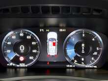 Volvo XC90 B5 MHEV R-Design Pro 