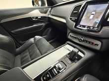 Volvo XC90 B5 MHEV R-Design Pro 