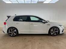 Volkswagen Golf TSI R 