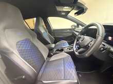 Volkswagen Golf TSI R 