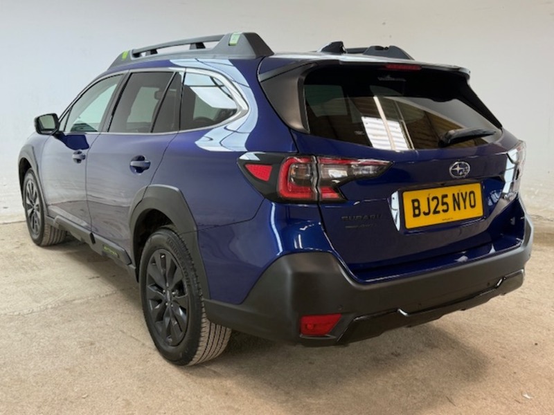 Subaru 2.5i Field Estate 5dr Petrol Lineartronic 4WD Euro 6 (s/s) (169 ps)