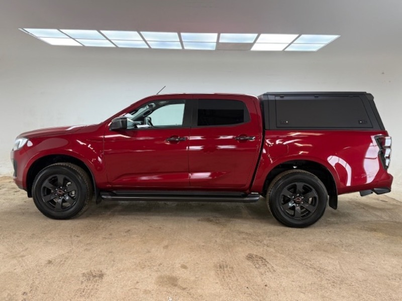 Isuzu 1.9 TD V-Cross Commercial Pickup 4dr Diesel Auto 4WD Euro 6 (s/s) (164 ps)