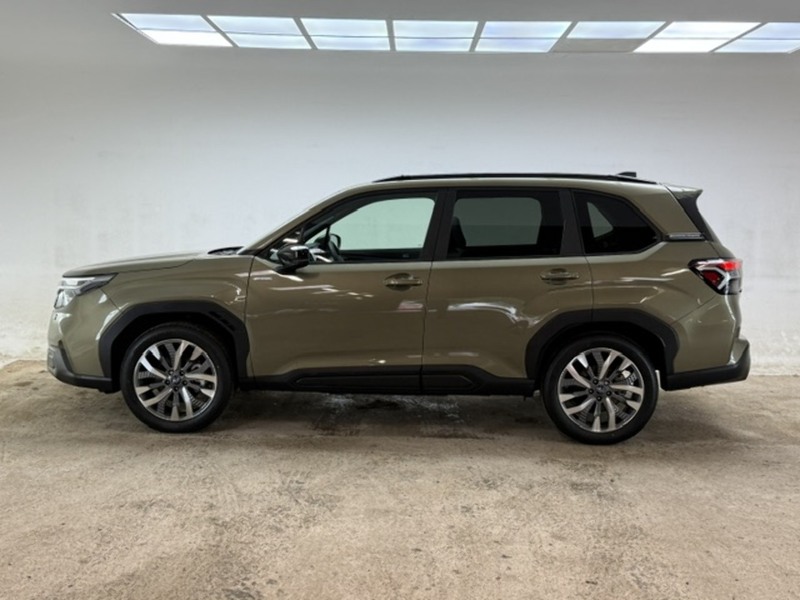Subaru 2.0 i e-Boxer Touring SUV 5dr Petrol Hybrid Lineartronic 4WD Euro 6 (s/s) (136 ps)